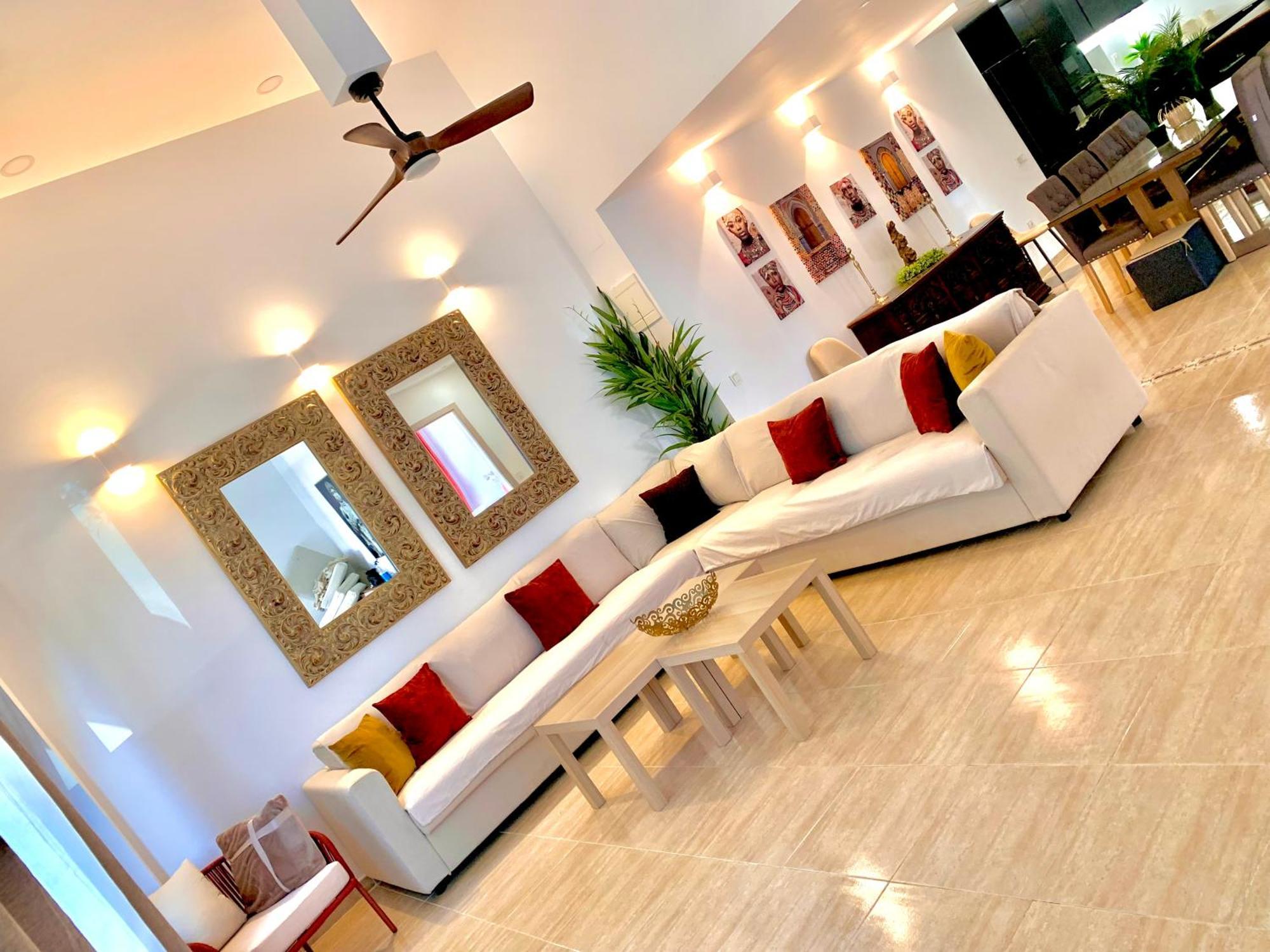 Amplia Vivienda New Para12 Pers A 4 Min Caminando De Playa Con Terraza, Piscina Com, Wifi, Ventiladores De Techo, Lavavajillas Ροκέτας ντε Μαρ Εξωτερικό φωτογραφία